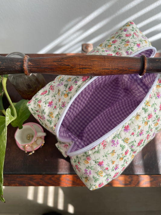 Tiny Roses Makeup Bag