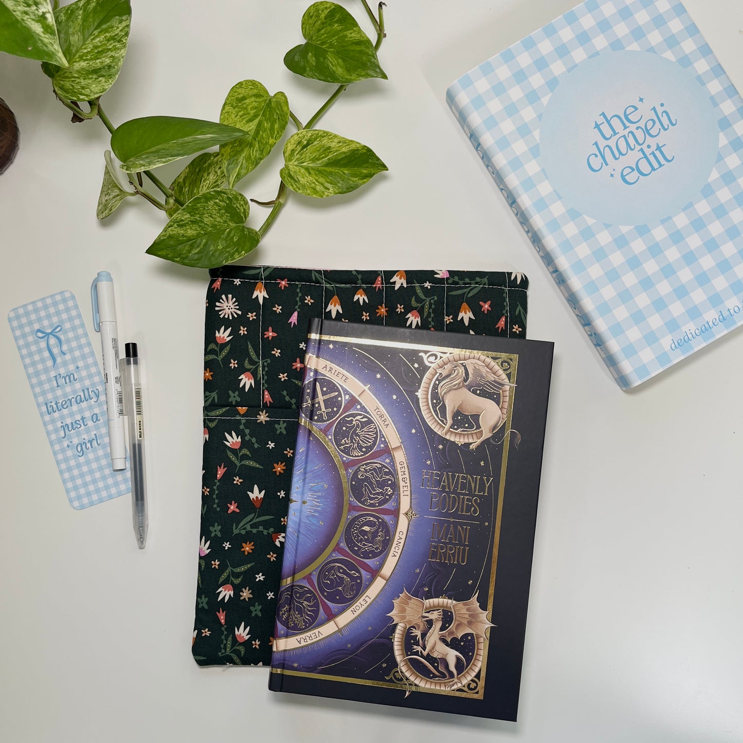 Forest Green Floral Quilted Book Sleeve
