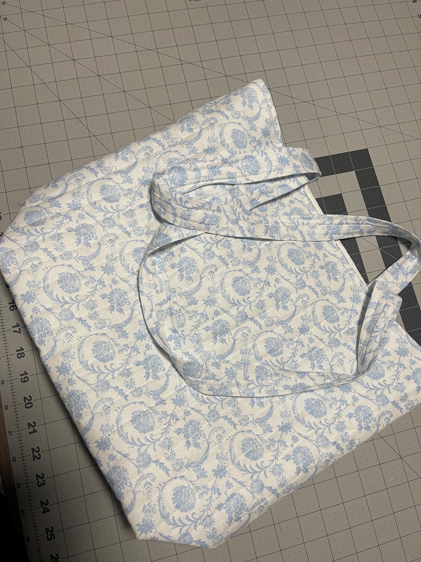 Quilted Tote Bag with Pockets Handmade Carry All Bag Brides Maid Tote Bag Knitting Bag Travel Bag
