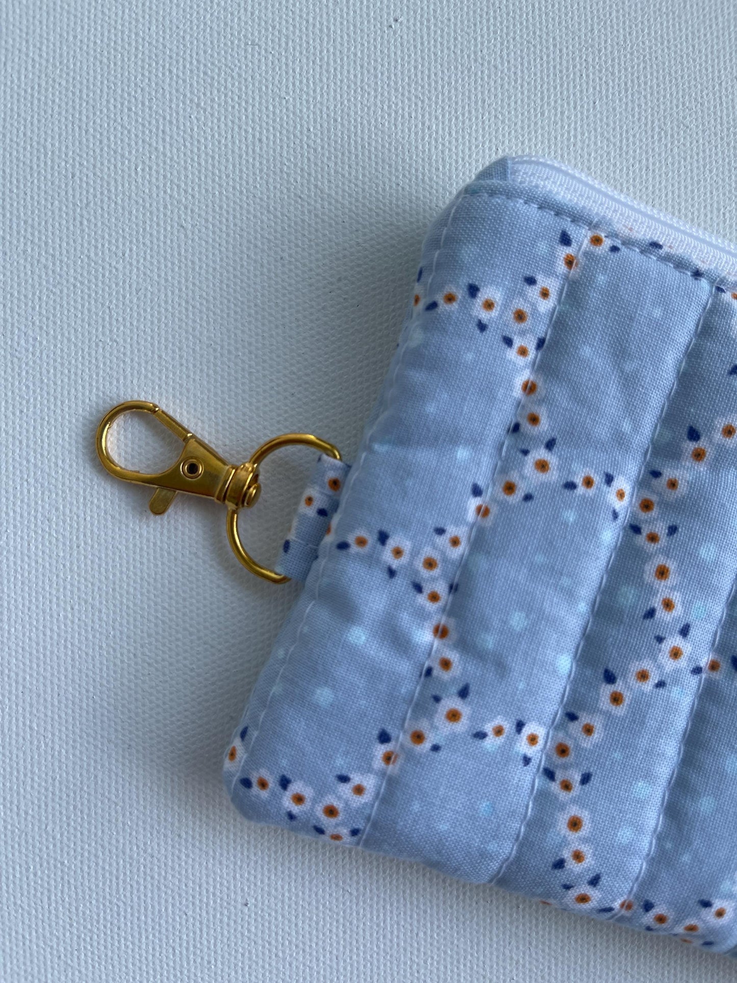 Keychain Wallet Zipper Pouch Quilted Pouch Handmade Gift for Her Airpods Case Small Wallet Coin Purse Quilted Bag