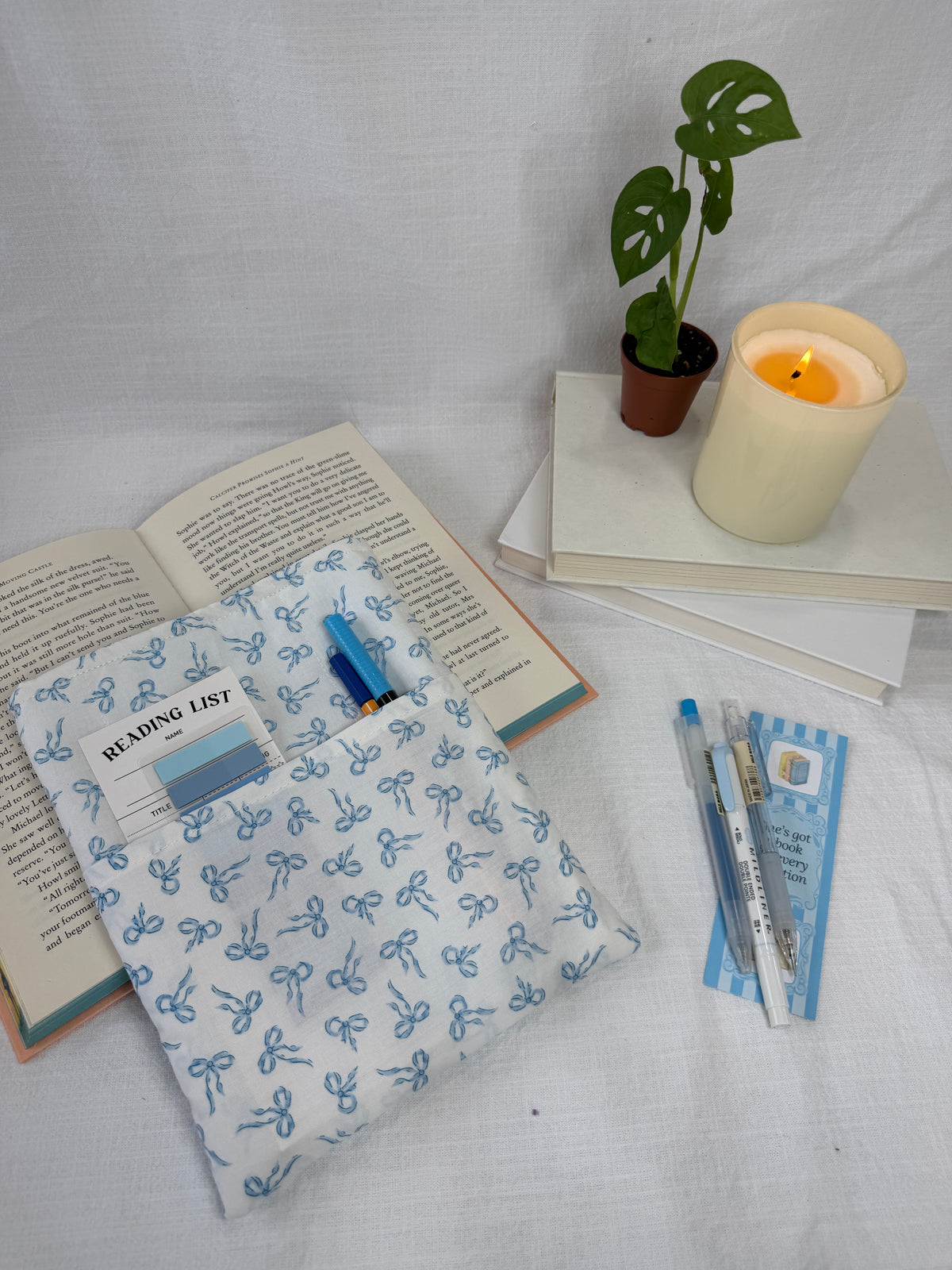 White with Blue Bows Book Sleeve