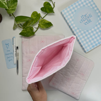Baby Pink Bows Quilted Book Sleeve