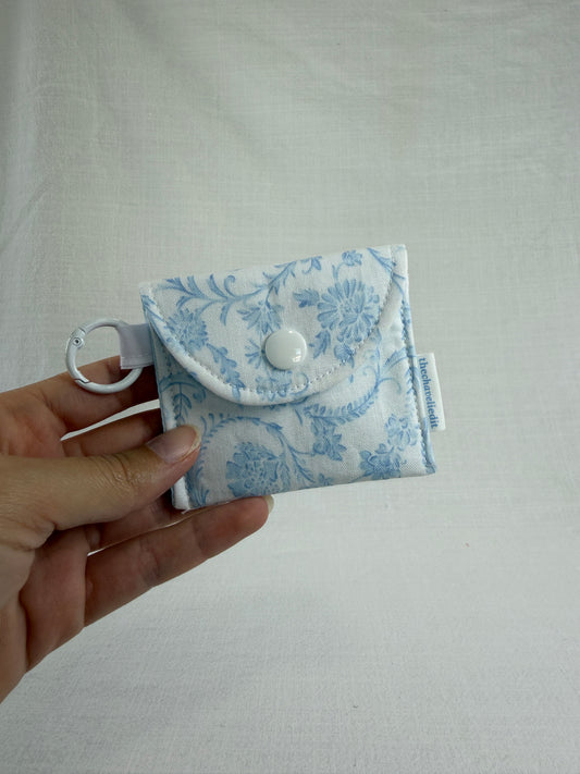 Vintage Blue Earbuds Case