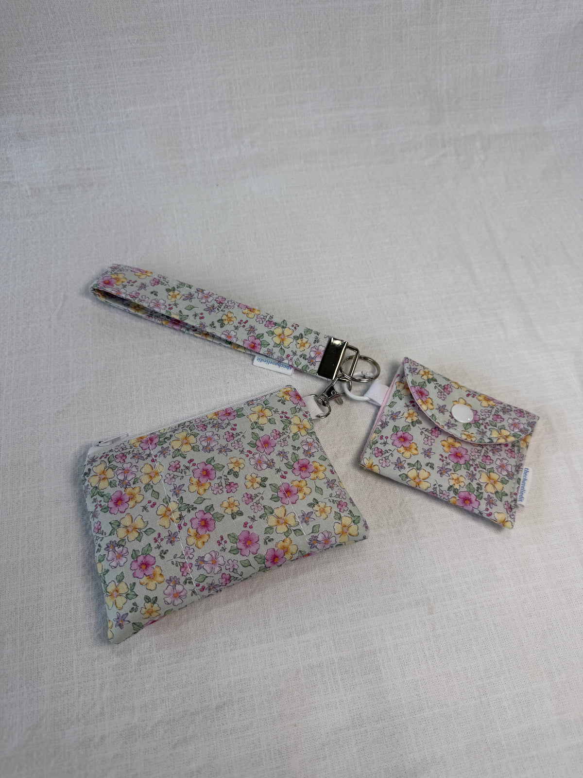Dusty Pink Floral Keychain Wallet