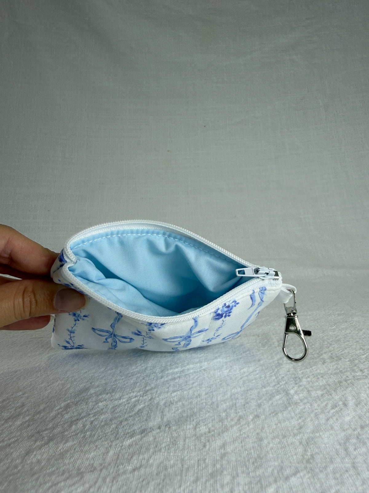 Blue Bows Keychain Wallet