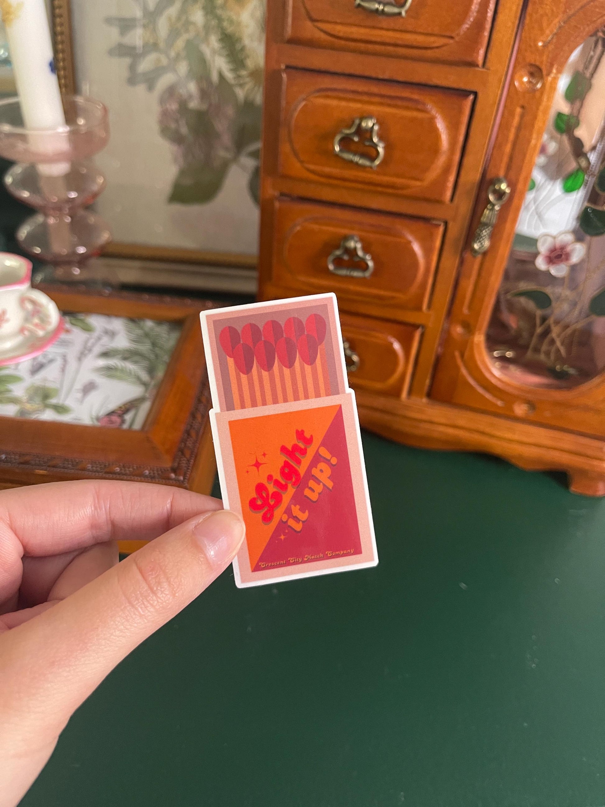 Crescent City Light It Up Sticker | book sticker laptop sticker | bookish sticker