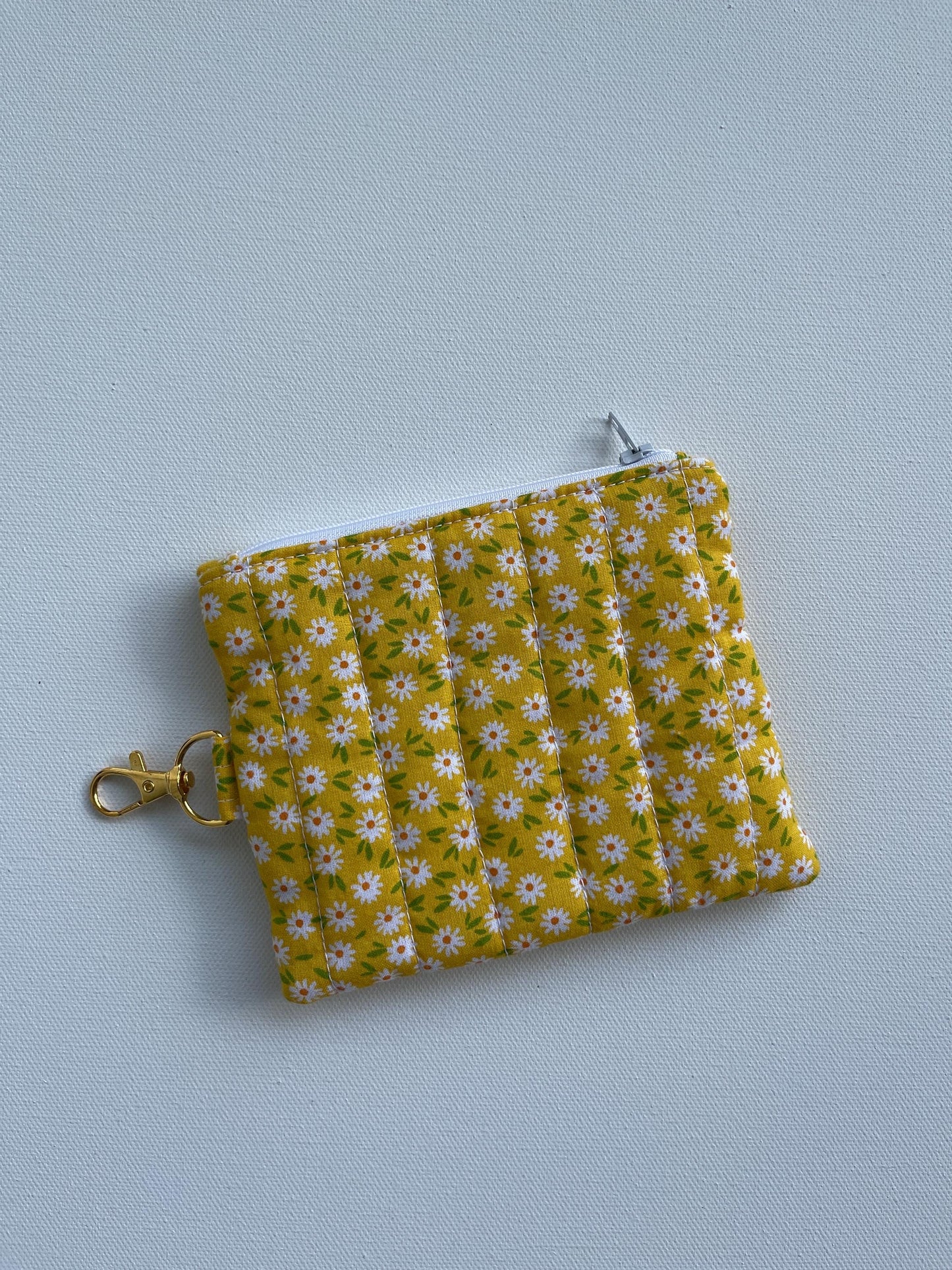 Keychain Wallet Zipper Pouch Quilted Pouch Handmade Gift for Her Airpods Case Small Wallet Coin Purse Quilted Bag