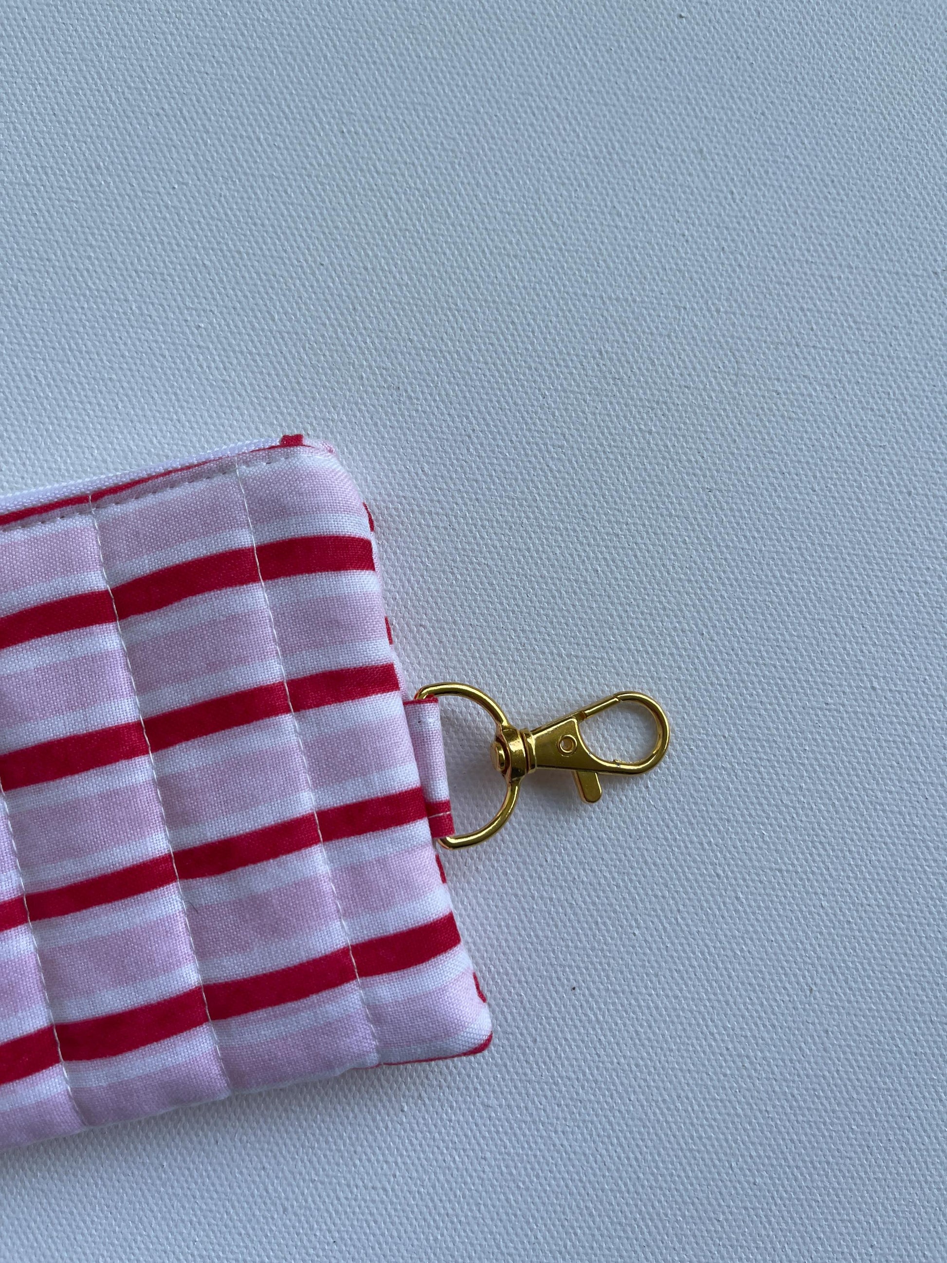 Keychain Wallet Small Zipper Pouch Quilted Pouch Handmade Gift for Her Airpods Case Small Wallet Coin Purse Quilted Bag