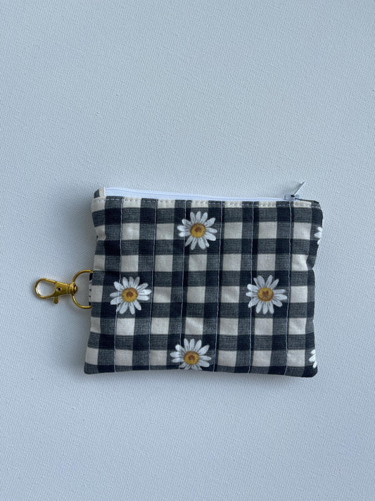 Keychain Wallet Zipper Pouch Quilted Pouch Handmade Gift for Her Airpods Case Small Wallet Coin Purse Quilted Bag