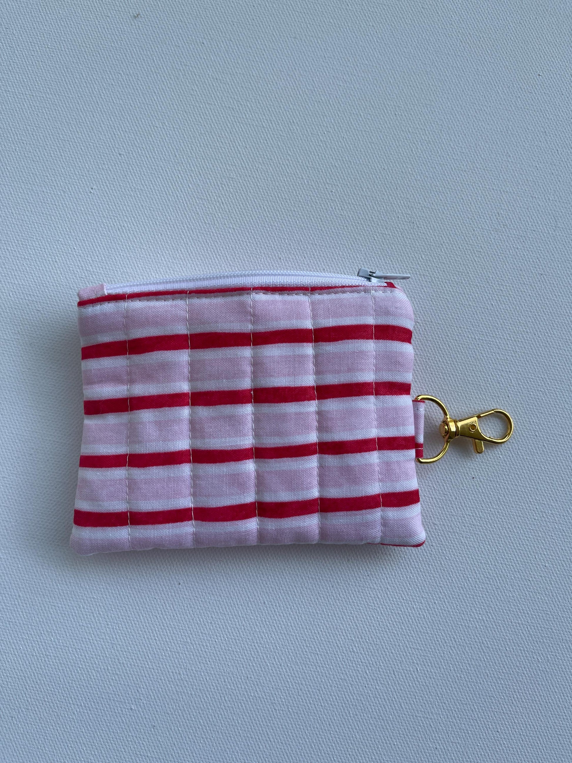 Keychain Wallet Small Zipper Pouch Quilted Pouch Handmade Gift for Her Airpods Case Small Wallet Coin Purse Quilted Bag